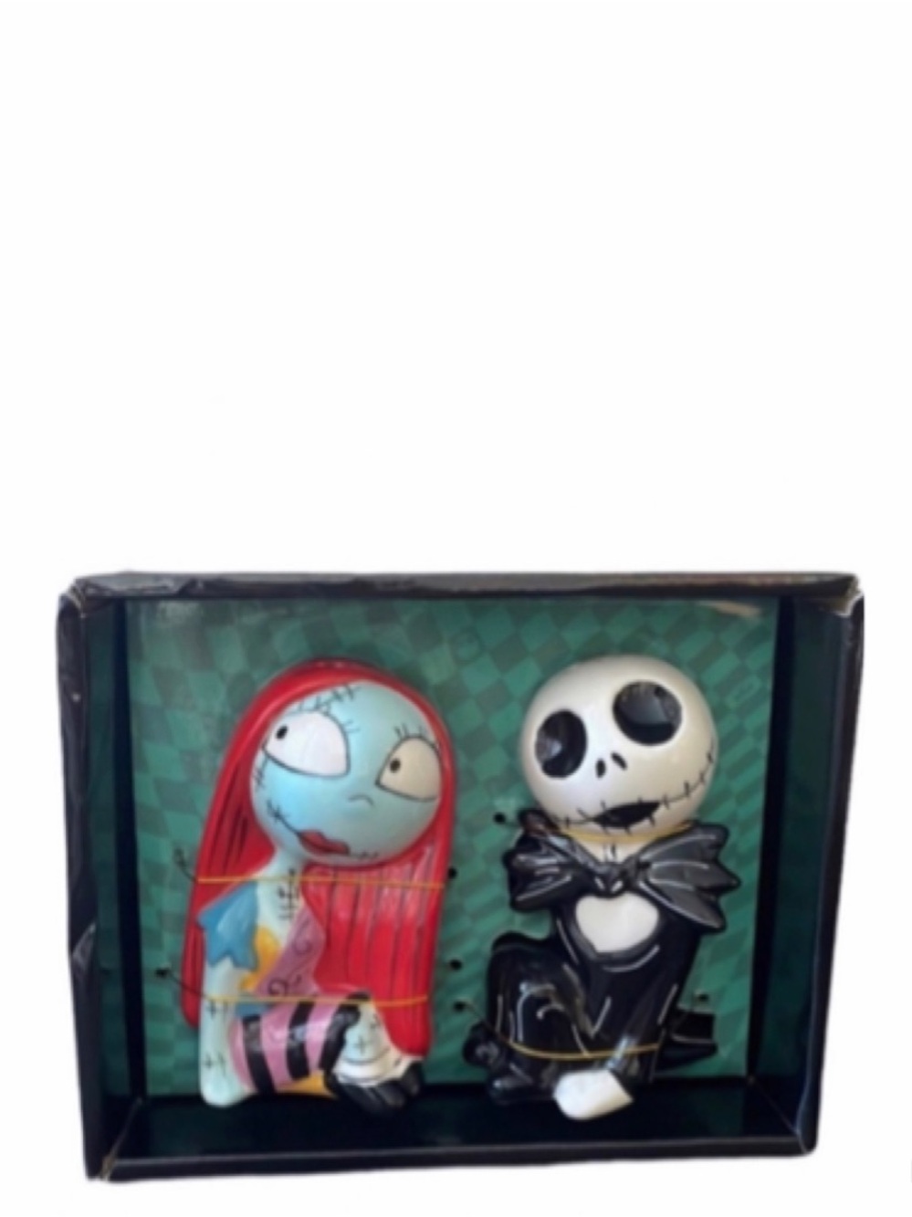 NEW Disney The Nightmare Before Christmas Jack & Sally Salt & Pepper Shaker Set